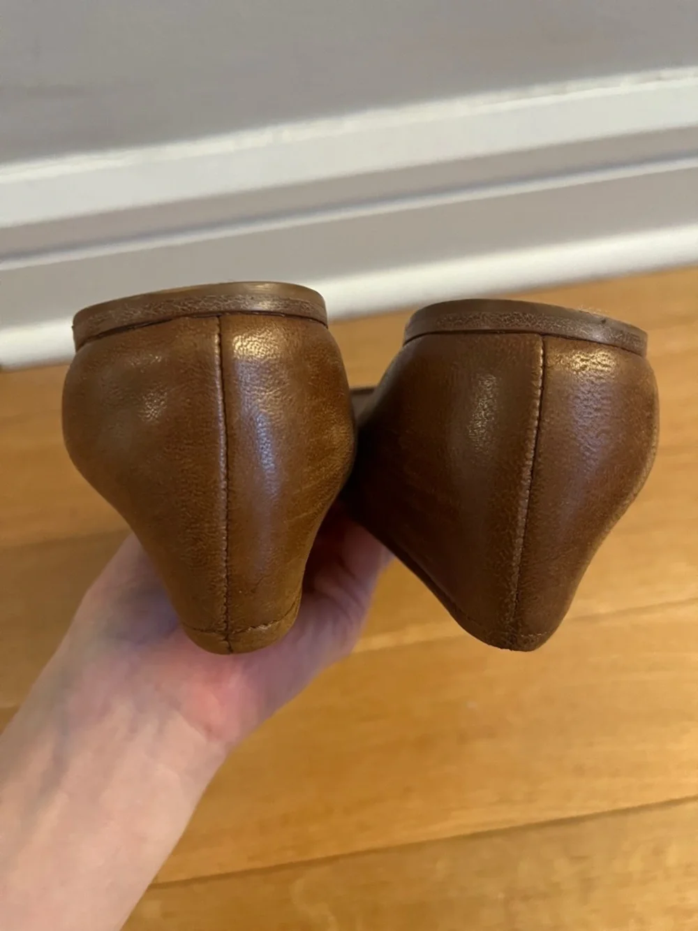 Prada Brown Pointed Toe Leather Ballet Flats with Bow - Picture 5 of 10